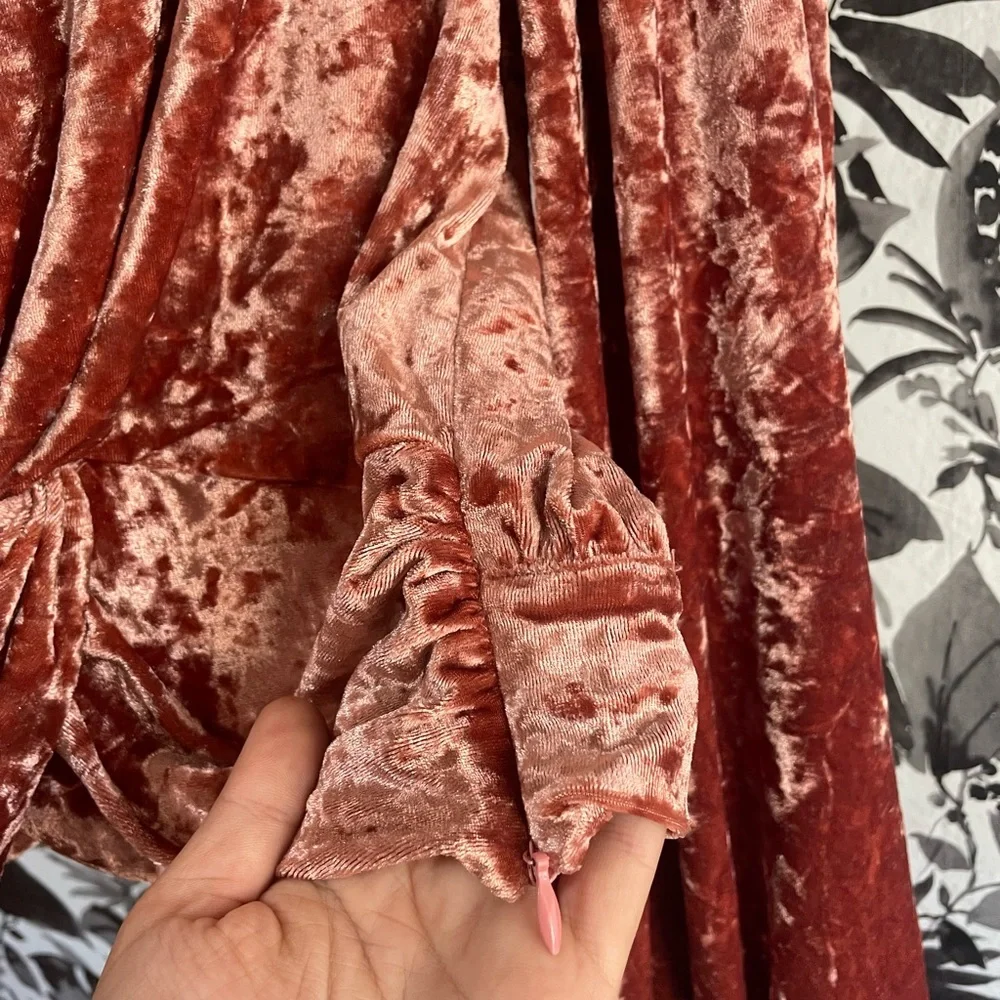 Lulus Rusty Rose Twist-front Crop Top, Small - Picture 5 of 6